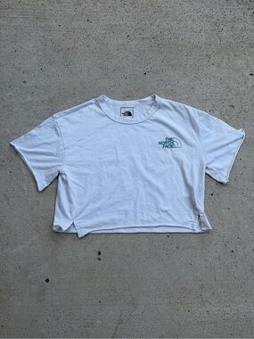 The North Face Bottle Source Back Graphic Crop Tee White Shirt Small